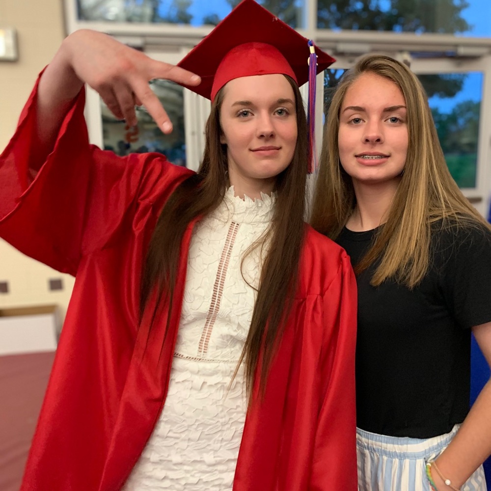 Meet your Posher, Alexis